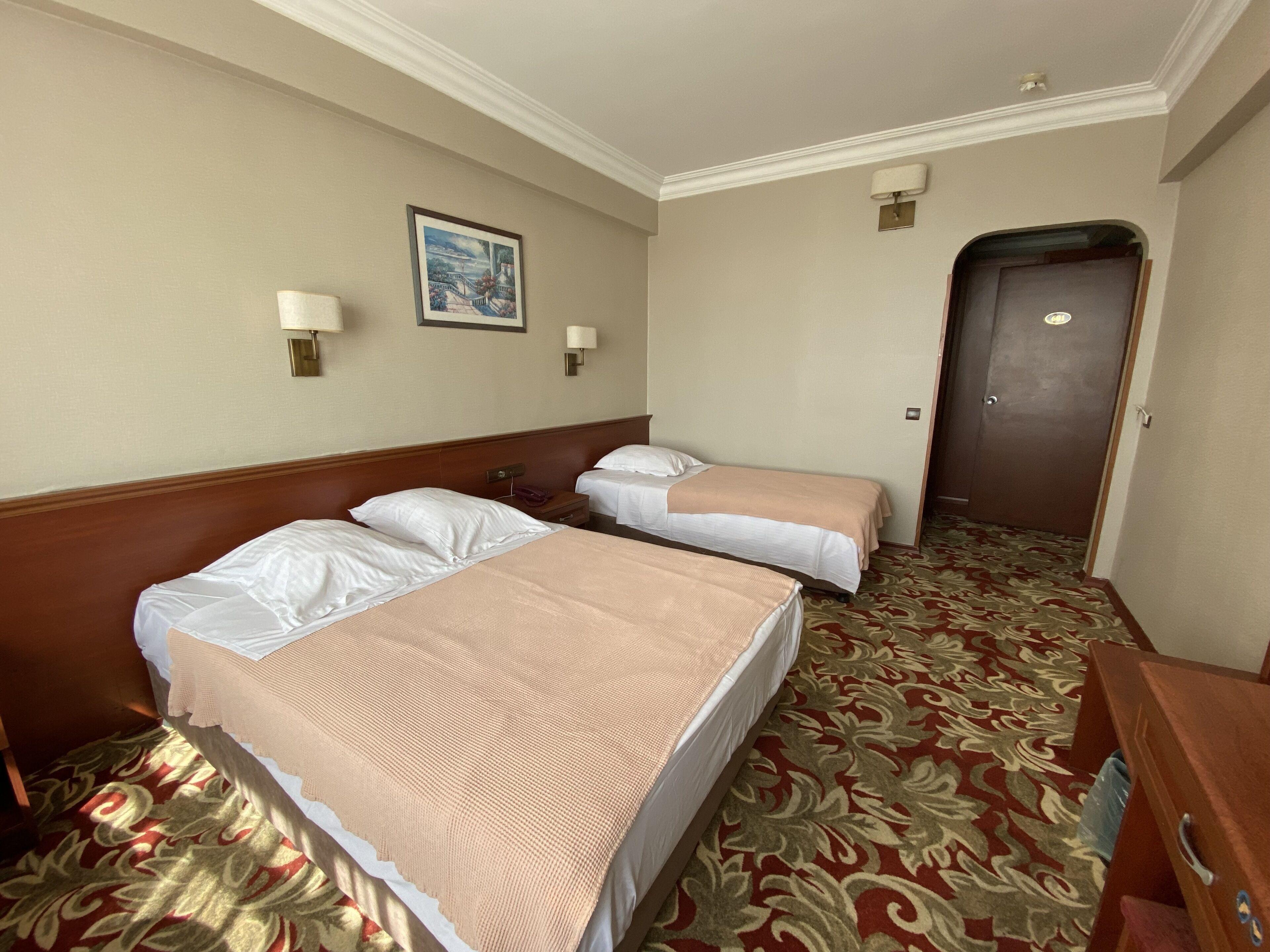 Hotel Monopol — Photos 1